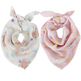 Lot de 2 gazes ultra-douces, 60x60cm, aux adorables motifs tendances.