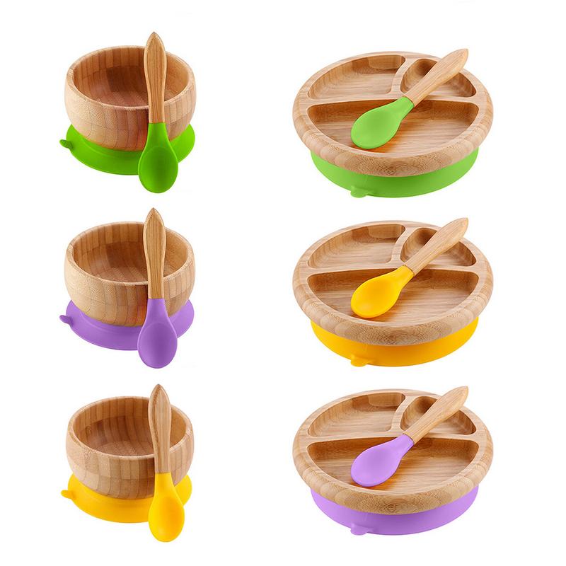 Petit bout scopre i piaceri della tavola di bambù