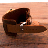 Orologio in bambù e pelle.