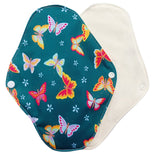 A mezzogiorno, lavare tovaglioli igienici con bambù organico