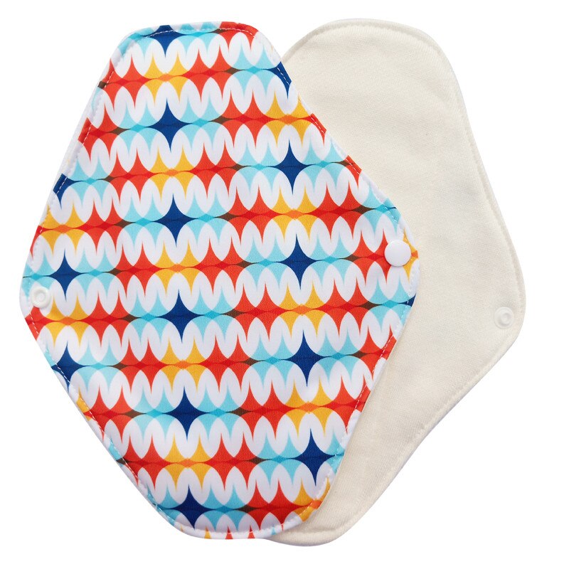 A mezzogiorno, lavare tovaglioli igienici con bambù organico