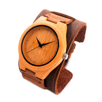 Orologio in bambù e pelle.