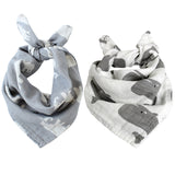 Lot de 2 gazes ultra-douces, 60x60cm, aux adorables motifs tendances.