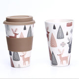 Una tazza di bambù per portare il caffè in ufficio.