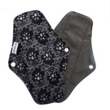 La luna era imbevuta di carbone di bambù a mezzogiorno