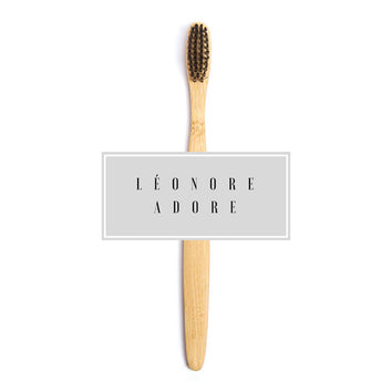 Bambou toothbrush with ultra-soft hairs.