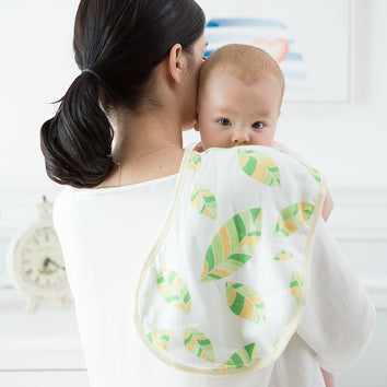 A bib to put on the shoulder ⎢in set of 3 ➪